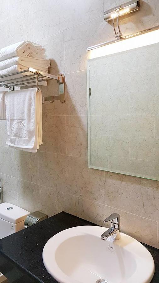 Nang Vang Hotel Dalat Bagian luar foto