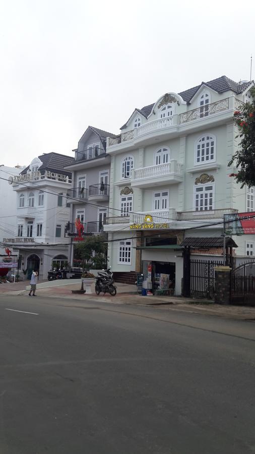 Nang Vang Hotel Dalat Bagian luar foto